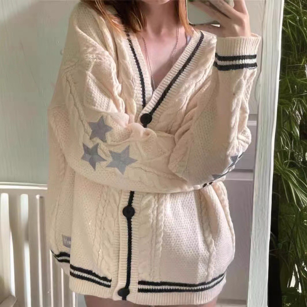 Embroidery Letter N - Cardigan Vintage Femme en Maille Torsadée