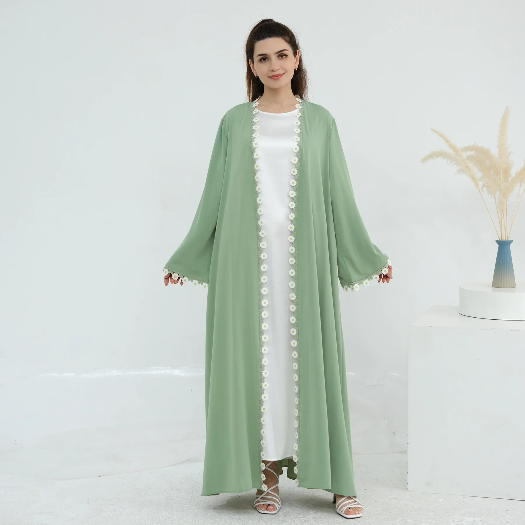 Abayas Dubai, Kaftans Turcs, R - Embroidery Kebaya avis et prix