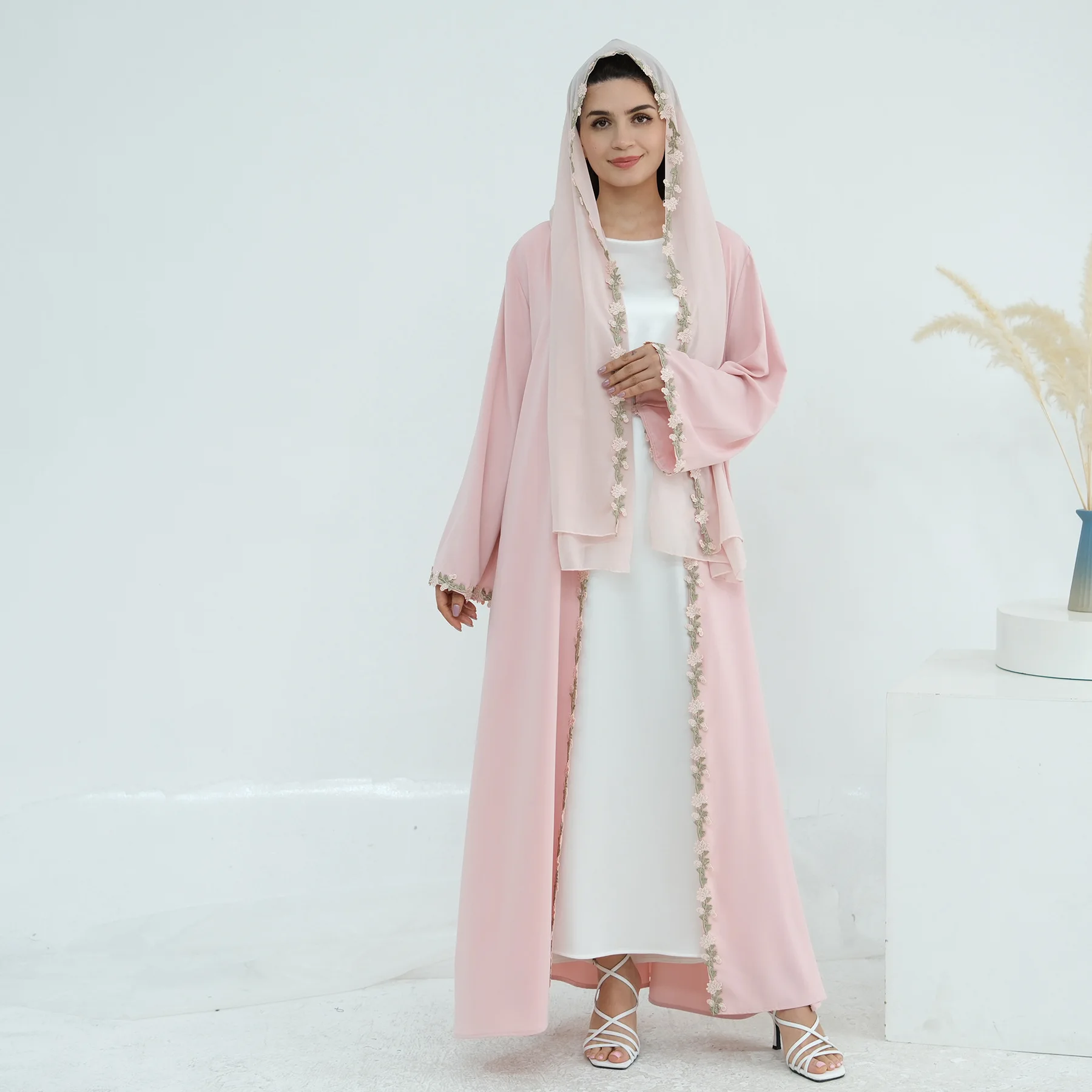 Robe Kimono Abaya Broderie Ram - Embroidery Kebaya avis et prix
