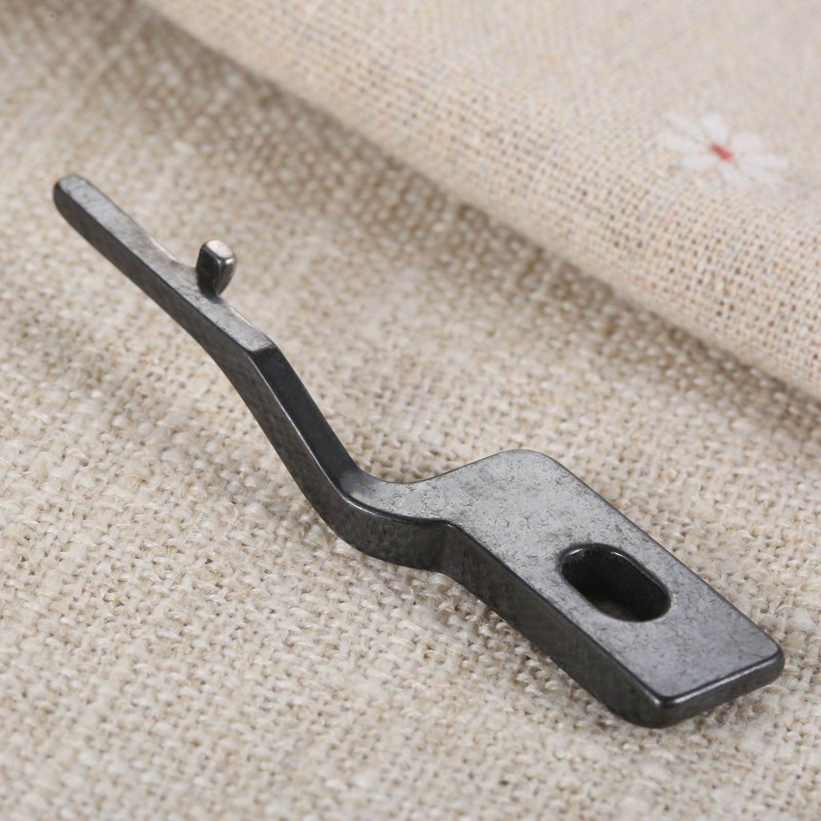 Crochet de couture en métal po - Embroidery Converter avis et prix