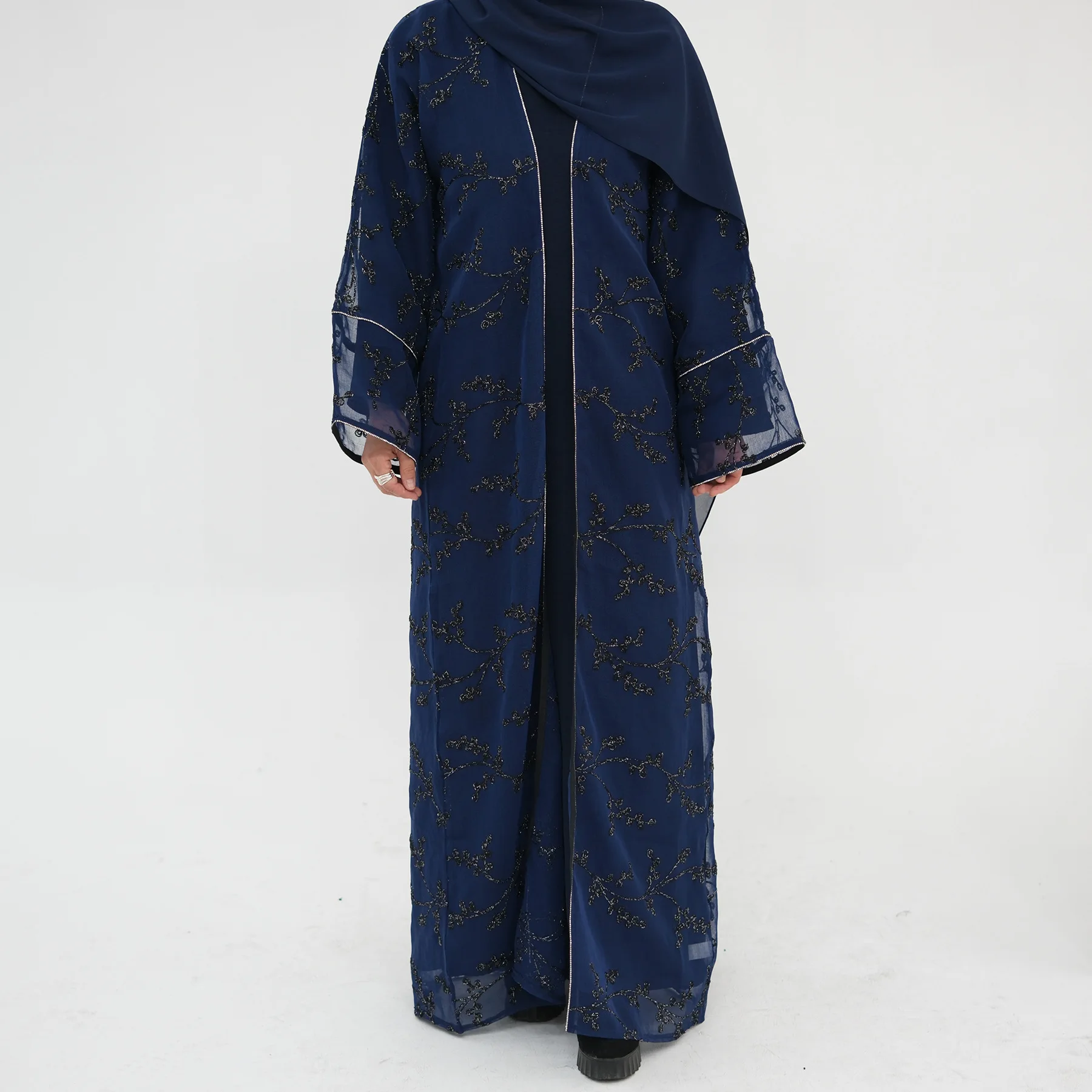 Robe Kimono Brodé pour Femme,  - Embroidery Kebaya avis et prix